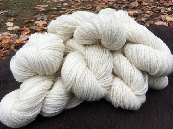 Off white alpaca yarn from Rose