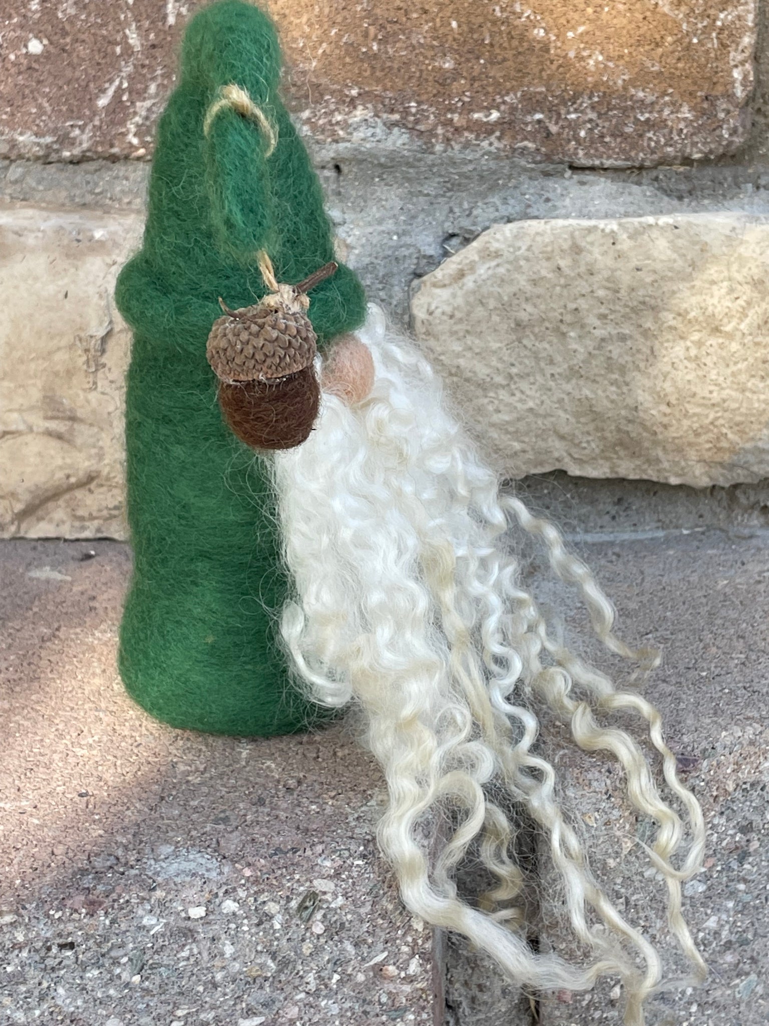 Acorn Gnome